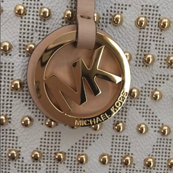 limited edition MICHAEL Kors Jet Set Studded Medium Travel tote - Picture 6 of 9